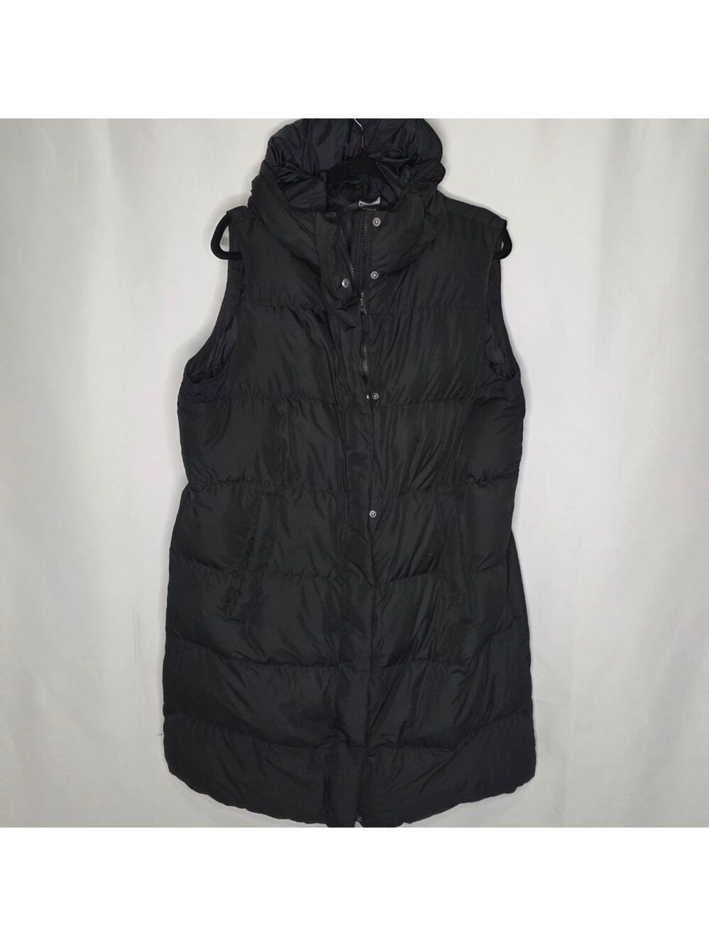 Women's Eddie Bauer Black Hooded Puffer Vest XL